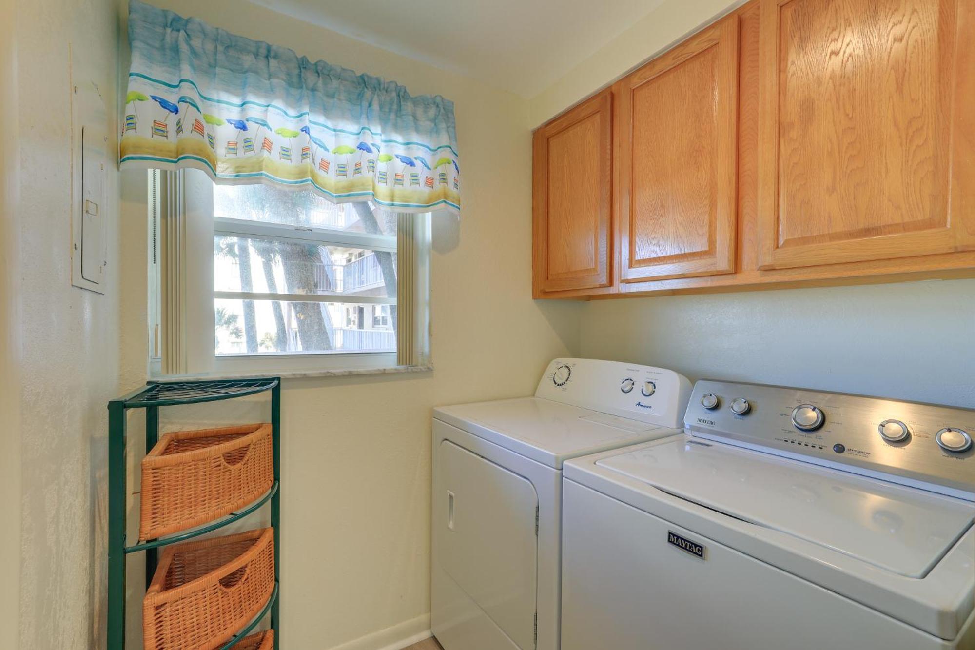 Central Cocoa Beach Condo With View, Steps To Beach! Zewnętrze zdjęcie