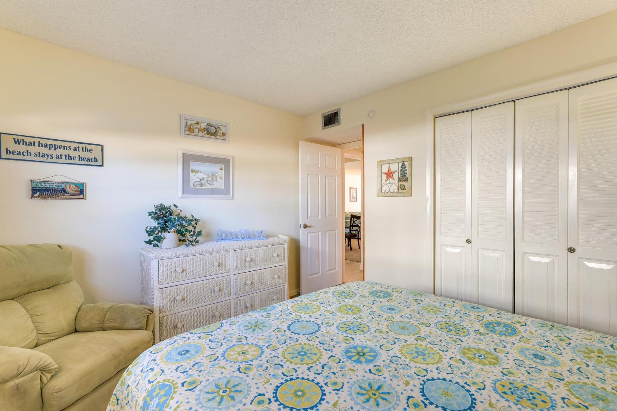 Central Cocoa Beach Condo With View, Steps To Beach! Zewnętrze zdjęcie