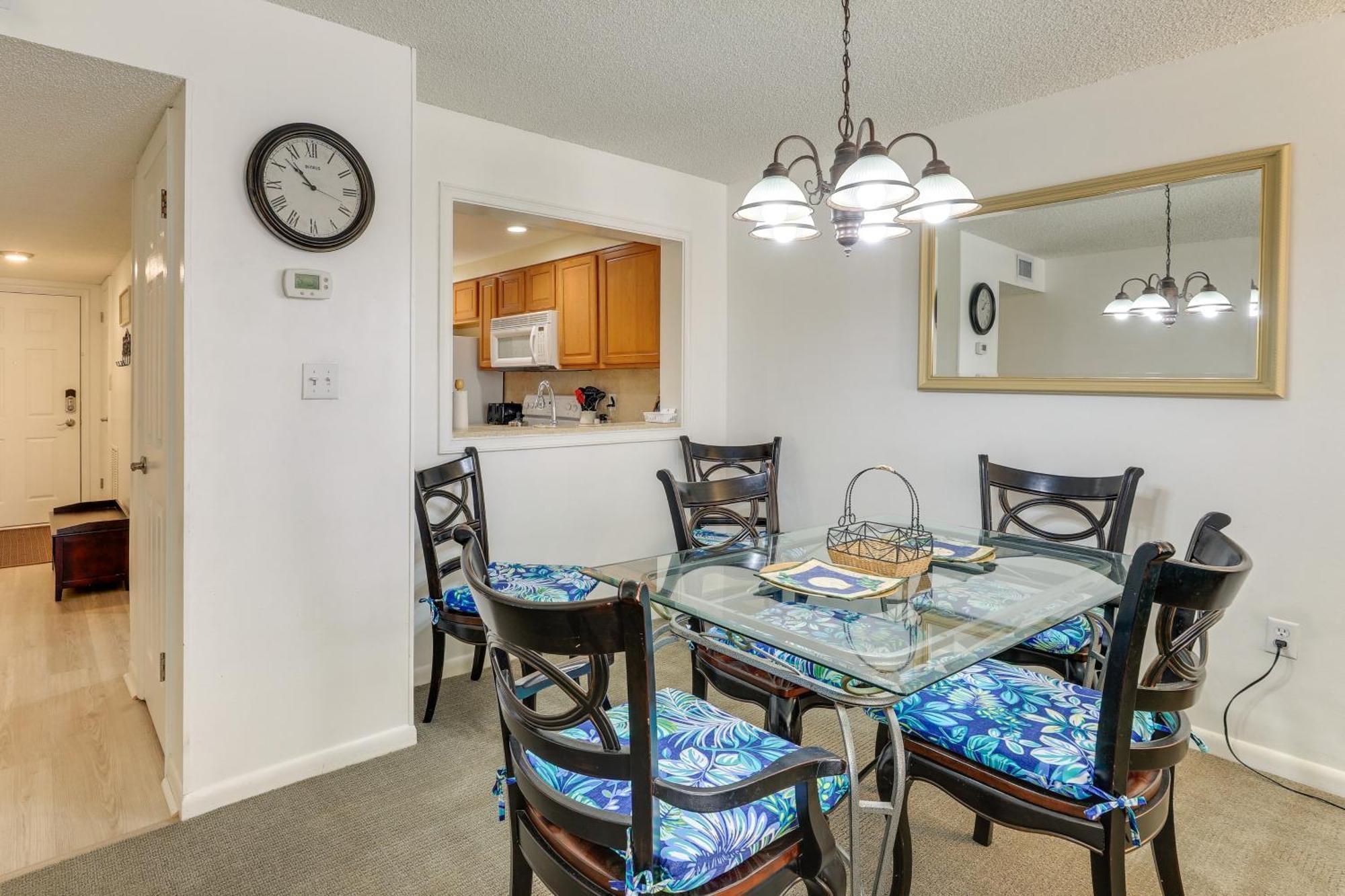 Central Cocoa Beach Condo With View, Steps To Beach! Zewnętrze zdjęcie