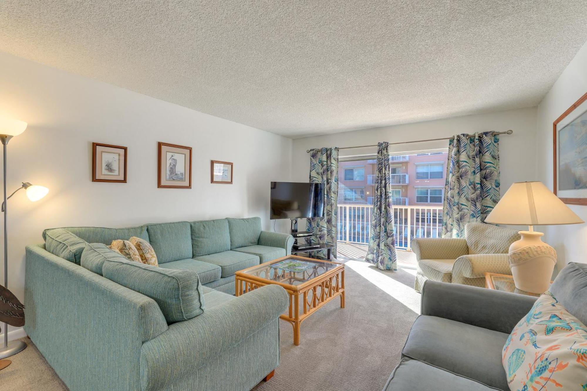 Central Cocoa Beach Condo With View, Steps To Beach! Zewnętrze zdjęcie
